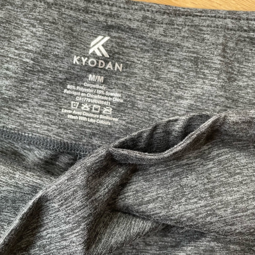 Kyodan Gray Workout Capri Leggings Size Medium In Excellent Condition - Picture 3 of 7